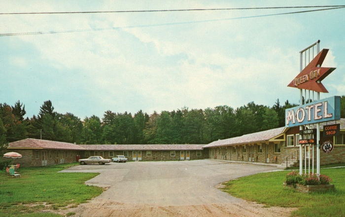 Queen City Motel - Old Postcard